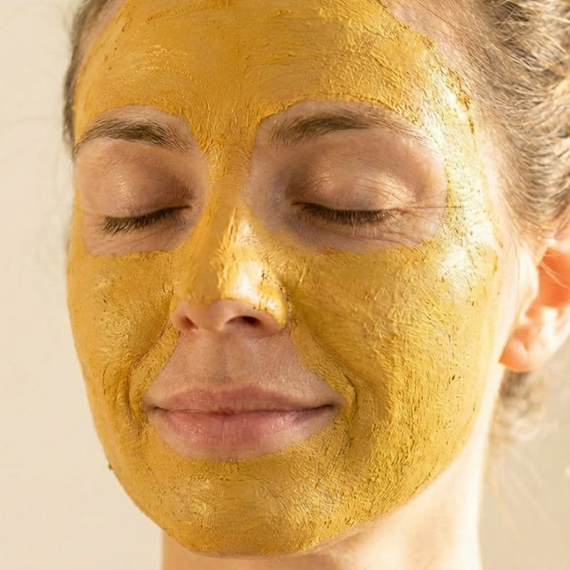 Klärende Kurkuma-Gesichtsmaske